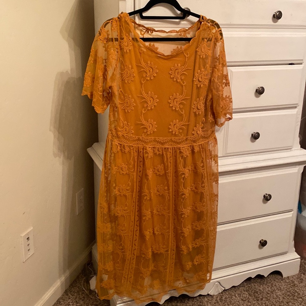 Lace dress